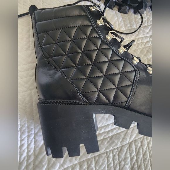 Schutz cory quilted lace up chunky heel combat boots - Picture 2 of 12